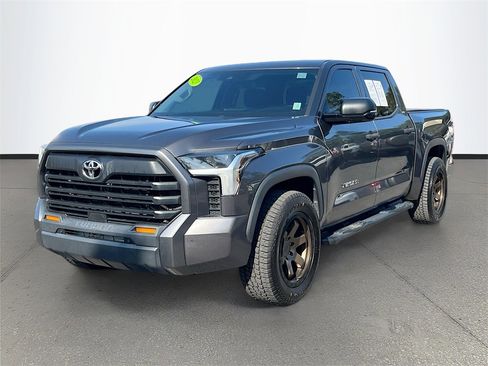 Used 2022 Toyota Tundra SR5 image 3