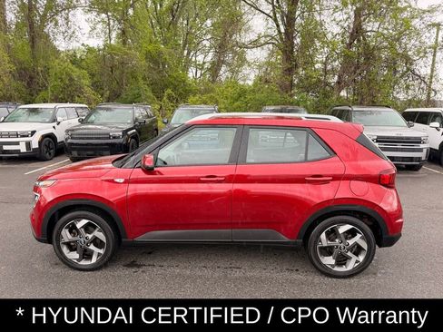 Used 2023 Hyundai Venue Limited FWD image 5