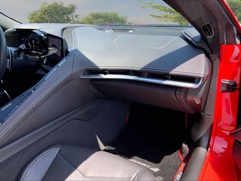 Used 2021 Chevrolet Corvette Stingray Preferred Conv w/ Z51 Performance Package RWD image 20
