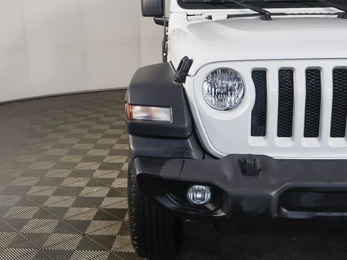 Used 2019 Jeep Wrangler Unlimited Sport S image 11