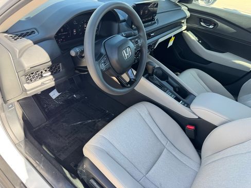 New 2025 Honda Accord SE image 13