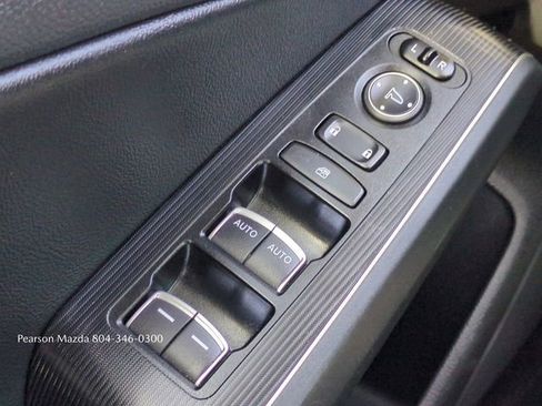 Used 2023 Honda Civic Touring image 25