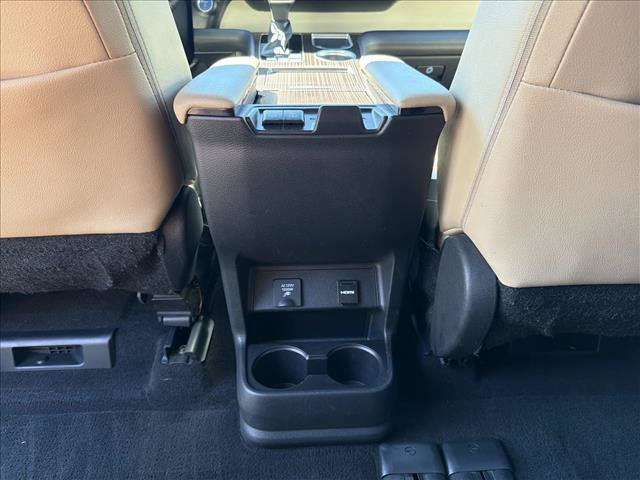 Used 2022 Toyota Sienna XLE w/ XLE Plus Package FWD image 24