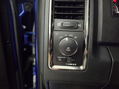 Certified 2016 RAM 1500 Sport w/ Convenience Group image 21