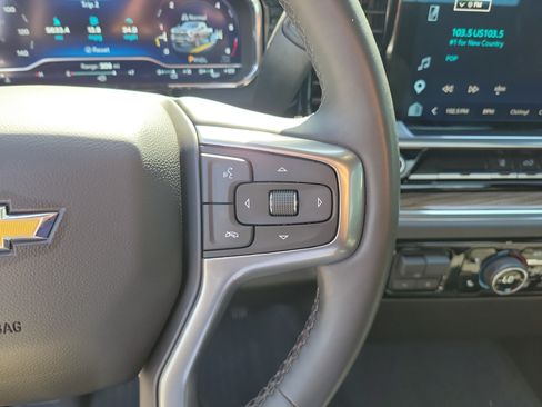 Used 2024 Chevrolet Silverado 2500 LT AWD/4WD image 23