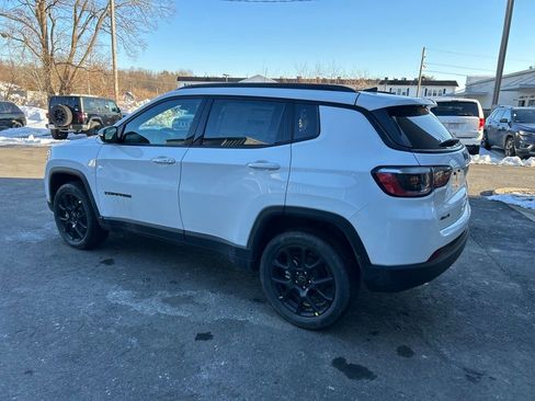 New 2026 Jeep Compass Latitude image 7
