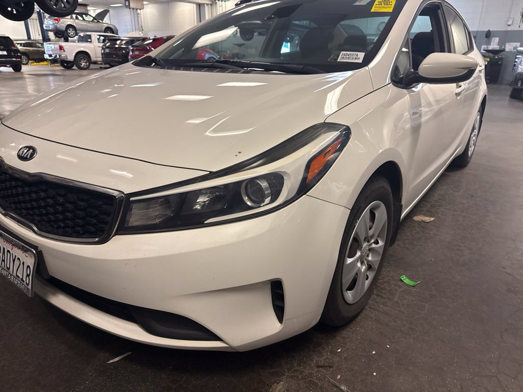 Used 2018 Kia Forte LX FWD image 2