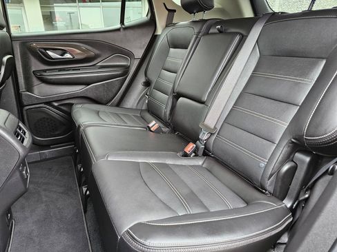 Used 2024 GMC Terrain Denali w/ Black Diamond Edition AWD/4WD image 19