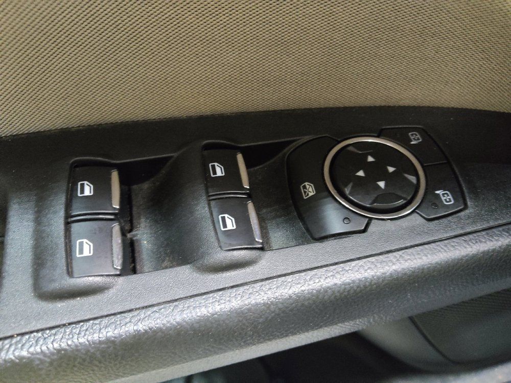 Used 2018 Ford Fusion S FWD image 27