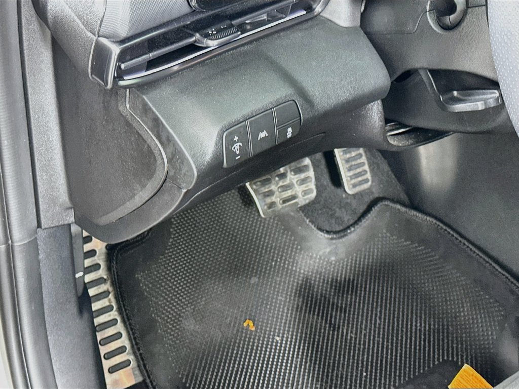 Certified 2023 Hyundai Elantra N FWD image 10