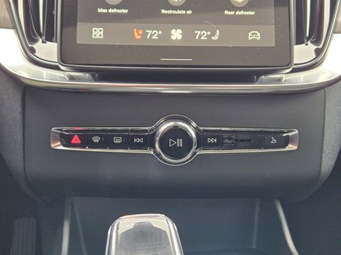 New 2026 Volvo XC90 B6 Ultra w/ Protection Package Premier image 22