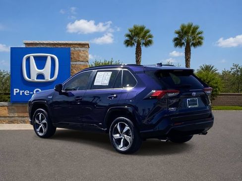 Used 2024 Toyota RAV4 SE w/ Weather & Moonroof Package AWD/4WD image 4