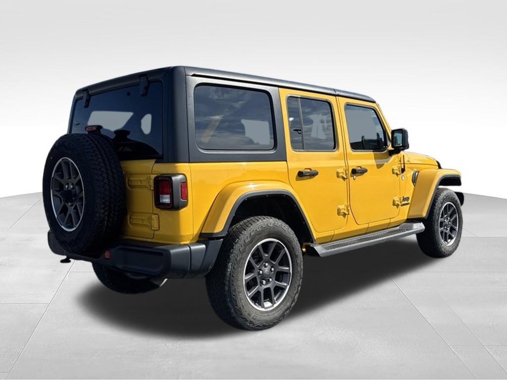 Used 2021 Jeep Wrangler Unlimited Sahara AWD/4WD image 5