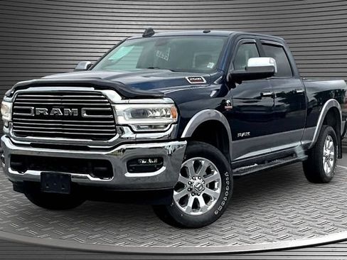 Used 2019 RAM 2500 Laramie AWD/4WD image 1