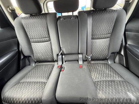 Used 2020 Nissan Rogue S image 15