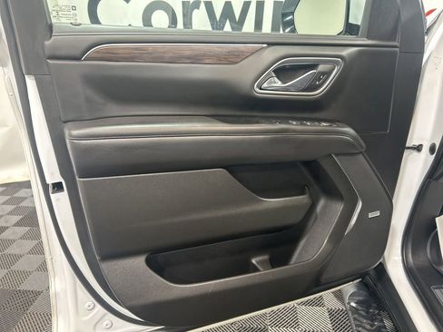 Used 2021 Chevrolet Tahoe Z71 w/ Z71 Signature Package image 22