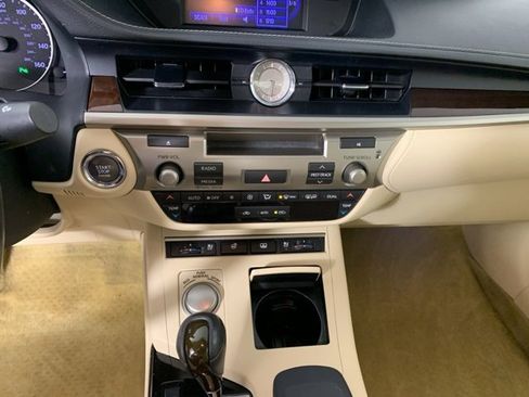 Used 2013 Lexus ES 350 350 image 26