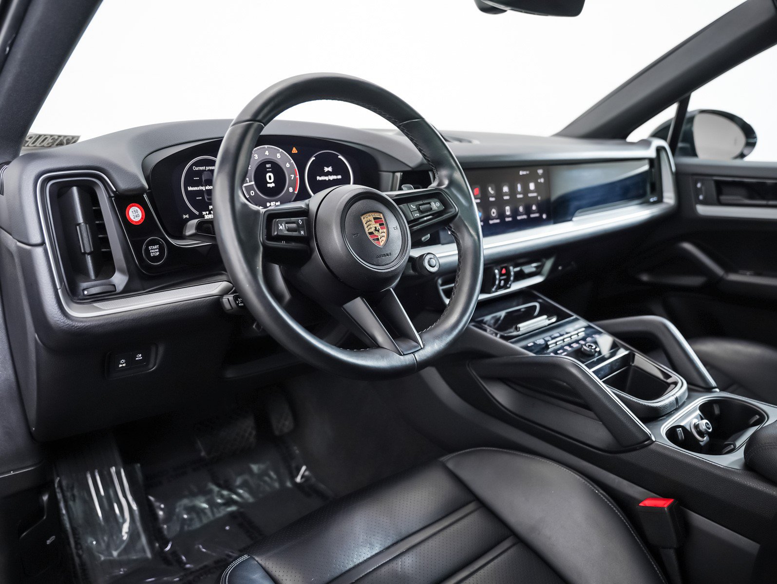 Certified 2024 Porsche Cayenne Coupe AWD/4WD image 4