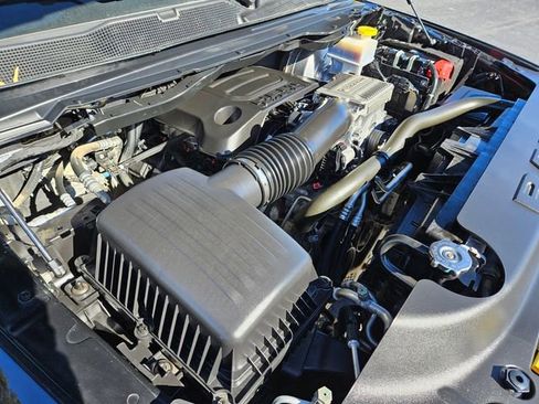 Used 2024 RAM 1500 Laramie image 18