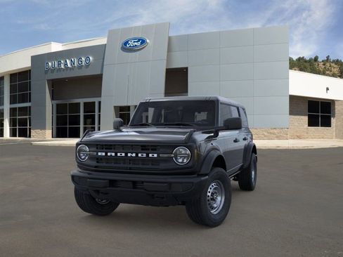 New 2025 Ford Bronco 4-Door image 2