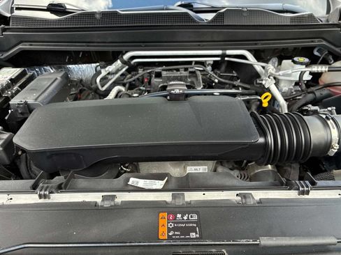Used 2023 Chevrolet Colorado W/T RWD image 13