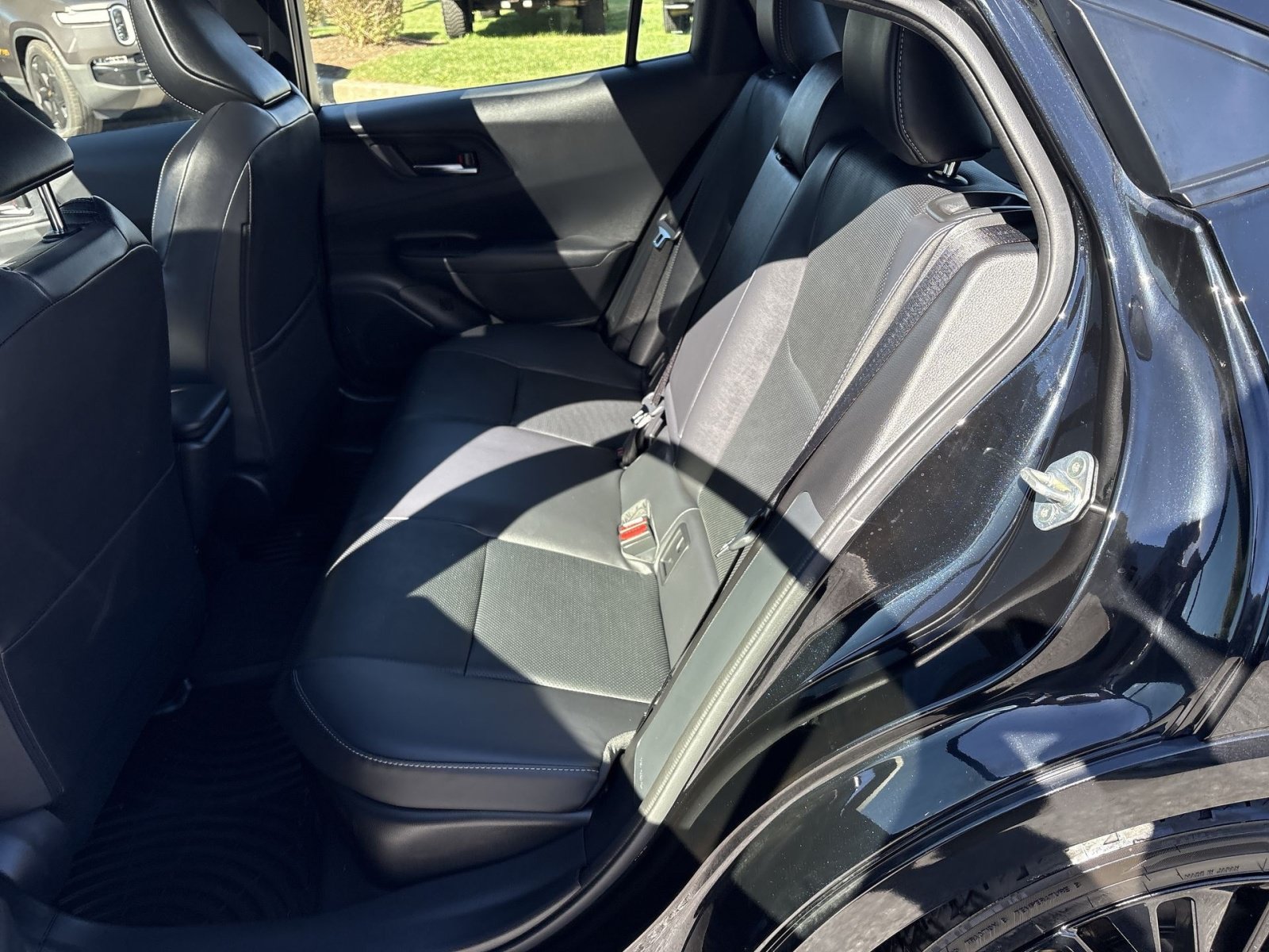 Used 2025 Toyota Prius AWD image 24