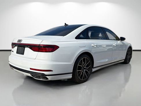 Used 2021 Audi A8 L 3.0T image 3