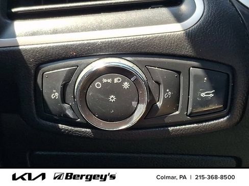 Used 2018 Ford Edge SEL w/ Equipment Group 201A AWD/4WD image 25