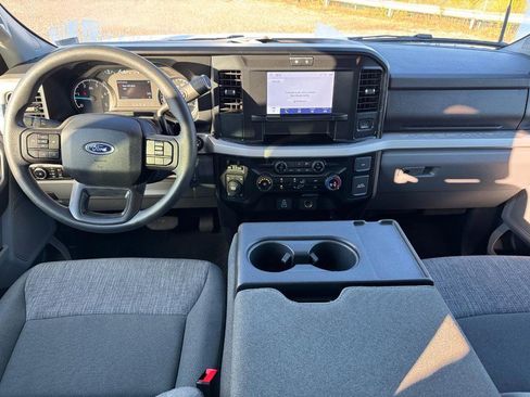 Used 2025 Ford F250 XLT w/ FX4 Off-Road Package image 14