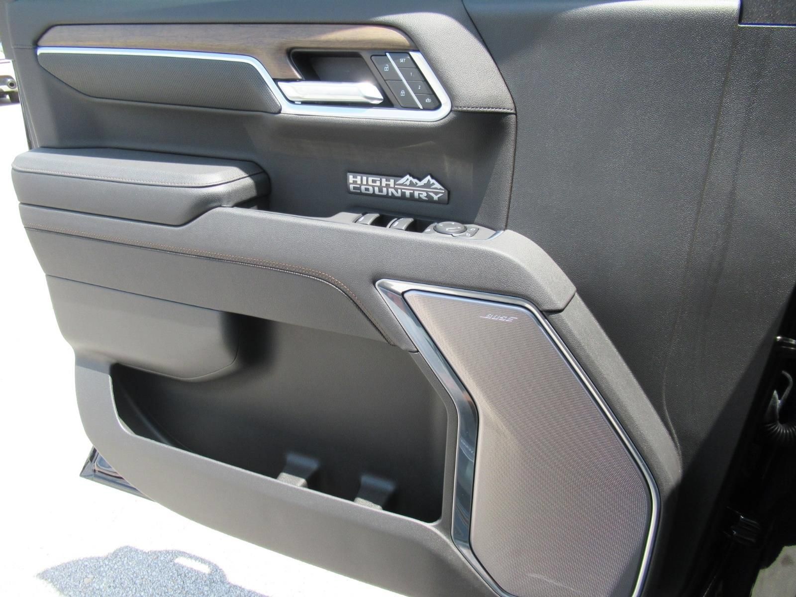 Used 2026 Chevrolet Silverado 1500 High Country w/ Midnight Edition RWD image 20