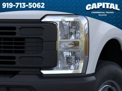 New 2026 Ford F250 XL AWD/4WD image 18