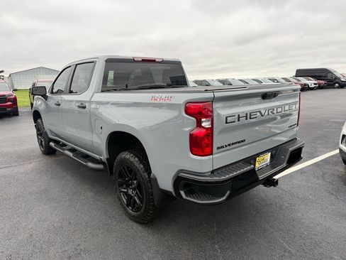 Used 2024 Chevrolet Silverado 1500 Custom Trail Boss w/ Turbomax Blackout Package image 3