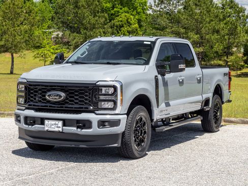 New 2026 Ford F250 Lariat AWD/4WD image 3
