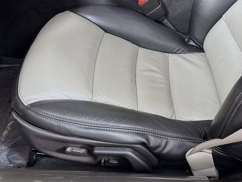 Used 2007 Chevrolet Corvette Coupe w/ Preferred Equipment Group image 17