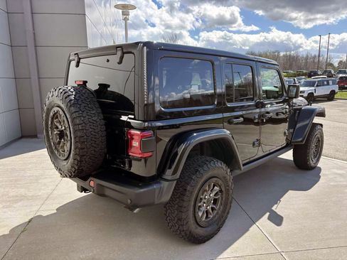Used 2021 Jeep Wrangler Unlimited Rubicon w/ Dual Top Group AWD/4WD image 5