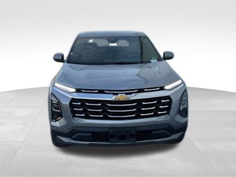 Used 2025 Chevrolet Equinox LT FWD image 6