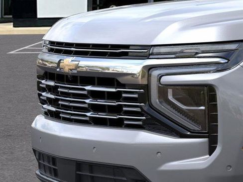 New 2026 Chevrolet Suburban Premier image 13