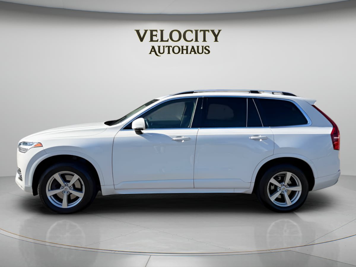 Used 2018 Volvo XC90 T5 Momentum w/ Momentum Plus Package AWD/4WD image 4