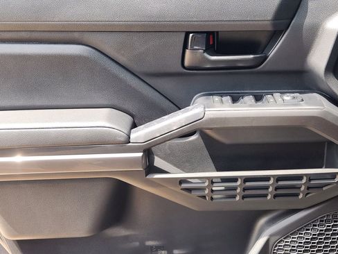 New 2026 Toyota Tacoma SR5 AWD/4WD image 22