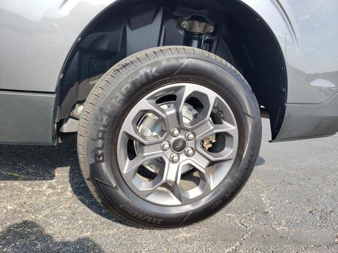 Certified 2022 Ford Maverick XLT image 29