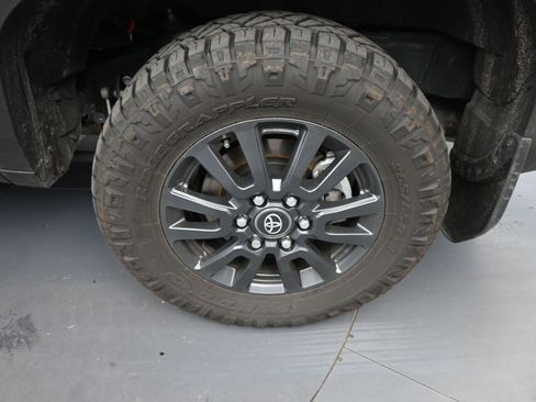 Used 2025 Toyota Land Cruiser 1958 image 19