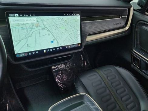 Used 2024 Rivian R1T Adventure image 44