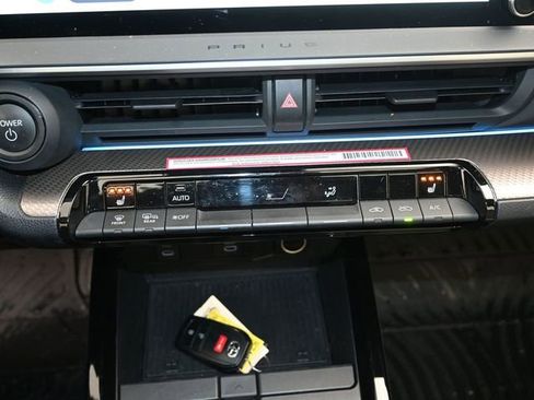 Certified 2024 Toyota Prius XLE image 16