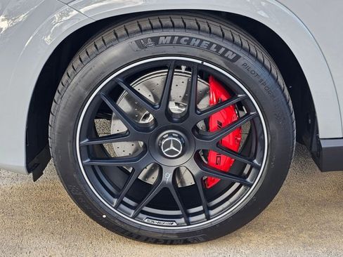 New 2026 Mercedes-Benz GLE 63 AMG S image 10