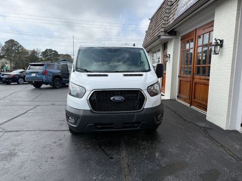 Used 2024 Ford Transit 250 Low Roof w/ Exterior Upgrade Package image 4