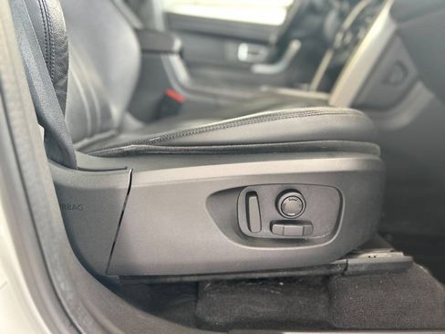 Used 2017 Land Rover Discovery Sport HSE AWD/4WD image 57