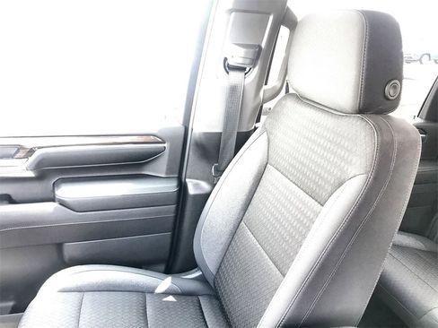 Used 2024 Chevrolet Silverado 2500 LT image 23