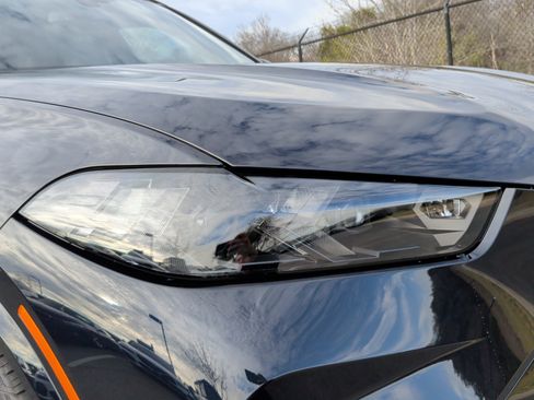 New 2026 BMW X5 xDrive50e w/ M Sport Package image 3