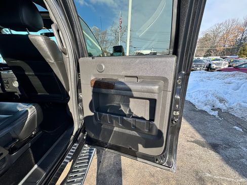 Used 2014 Ford F250 Platinum w/ FX4 Off-Road Package image 51