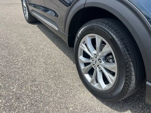 Certified 2023 Ford Explorer XLT w/ Equipment Group 202A AWD/4WD image 29